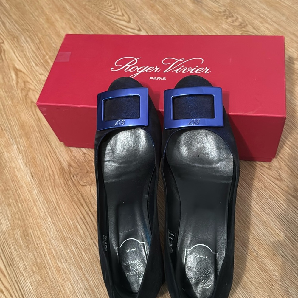 ROGER VIVIER BUCKLE BLUE SUEDE BLOCK HEEL SHOES SIZE 9